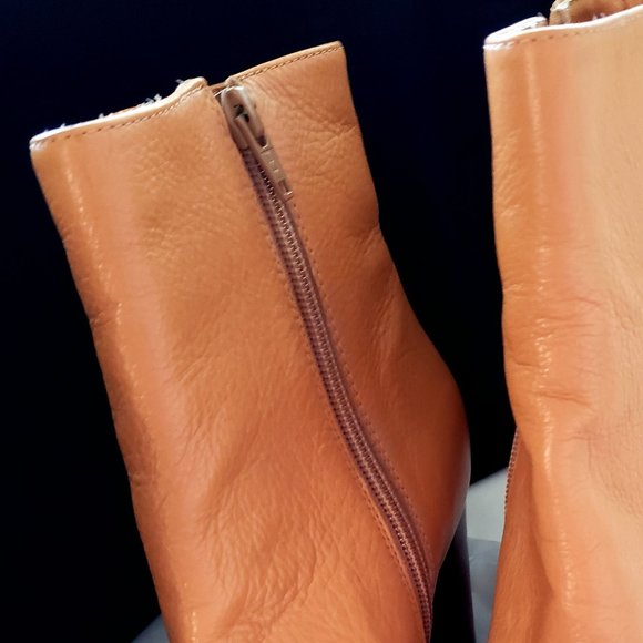 GIANNI BINI Tan Leather Ankle Boots - Picture 9 of 9